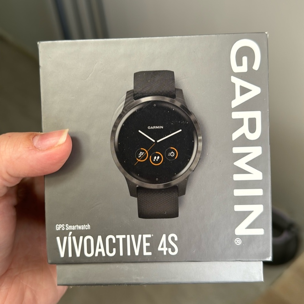 Vivoactive Garmin 4s - lightly used couple times.
